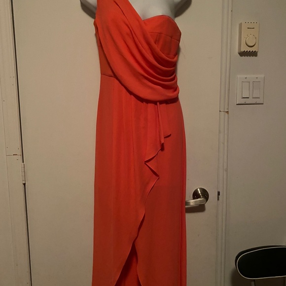 Evening dress - Picture 4 of 5